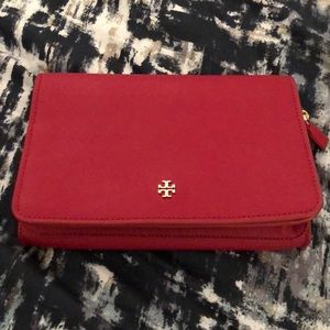 Crossbody purse